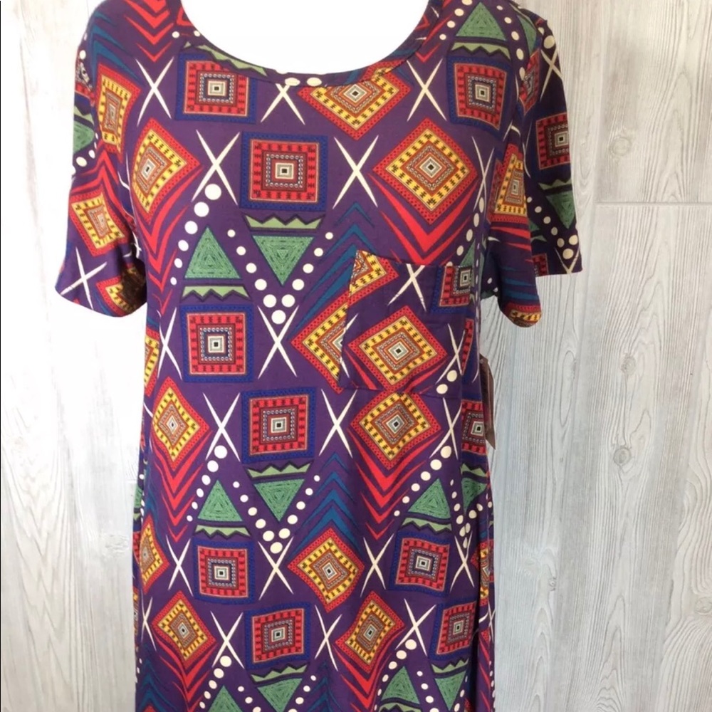 NWT xl Carly